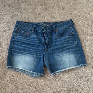 American Eagle Outfitters Women's Faded Blue Jean Shorts